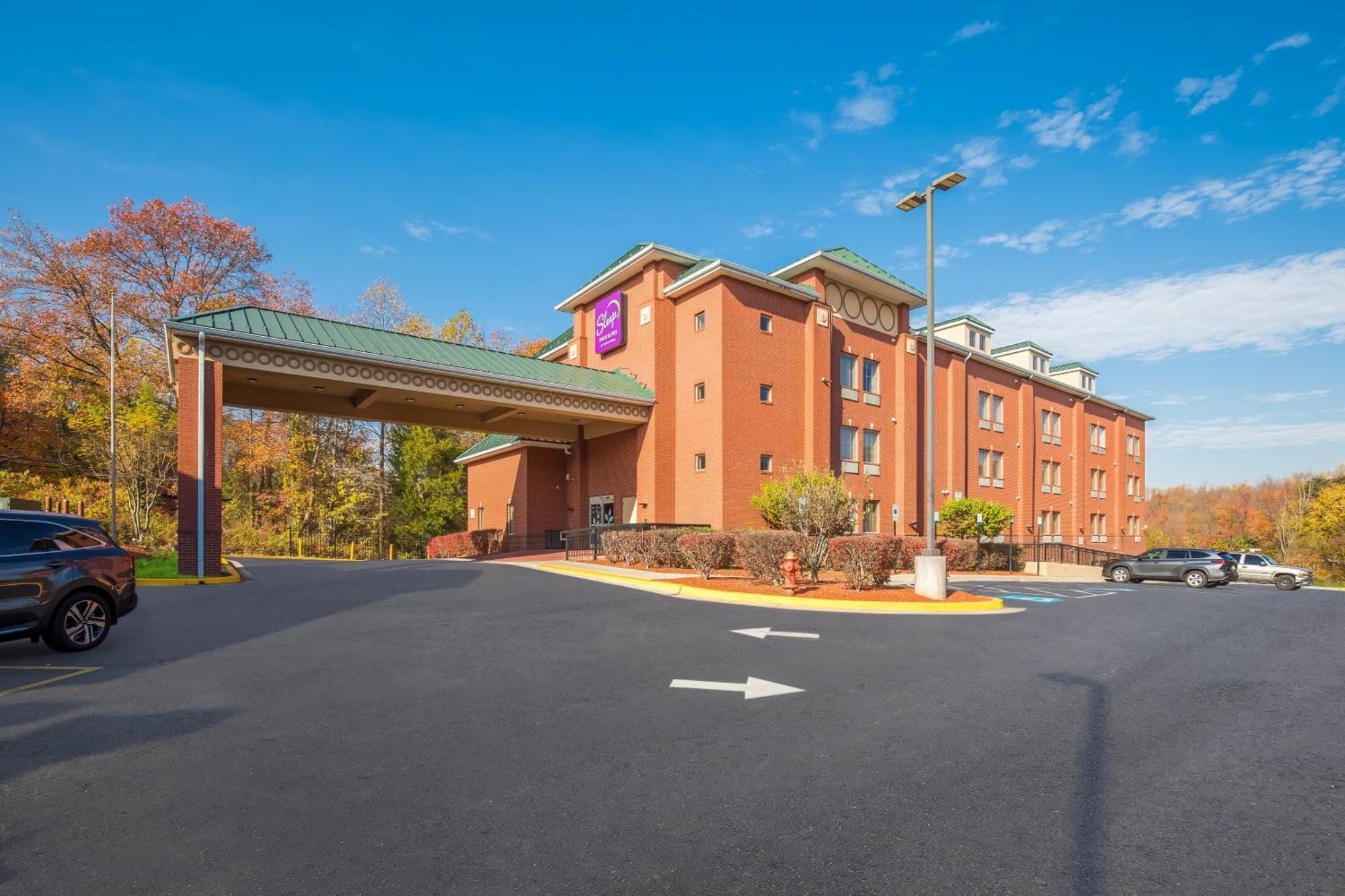 Sleep Inn & Suites Near Joint Base Andrews-Washington Area Morningside Exterior photo